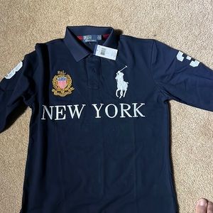 Long sleeve large shirt.  Fits a little to snug for me.